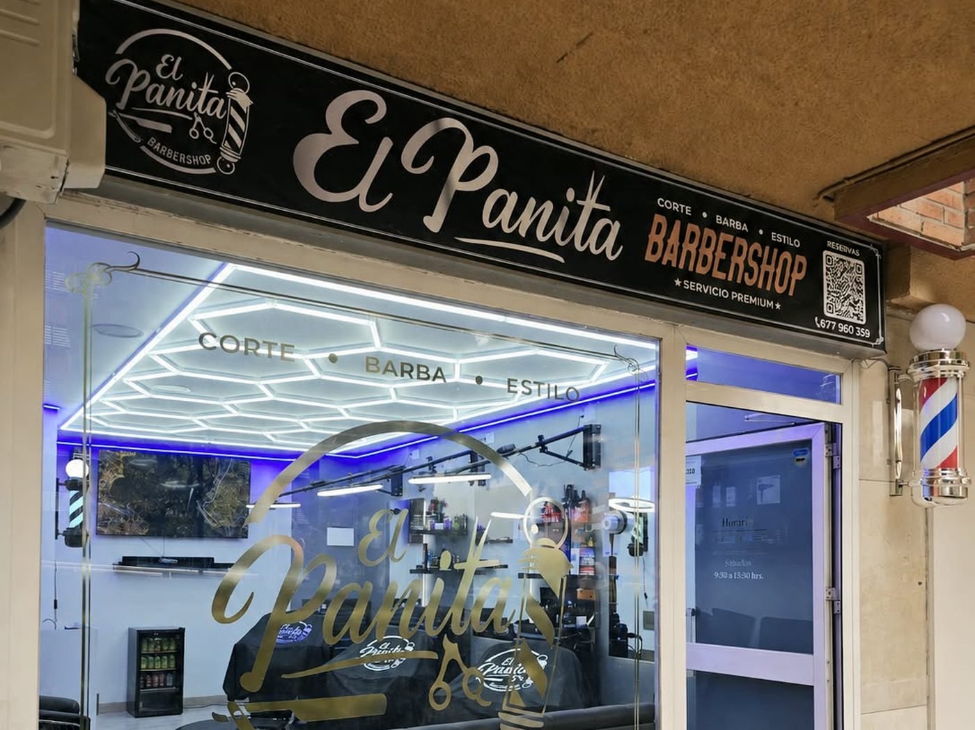 Fachada de El Panita Barbershop en la calle Ramón Gómez de la Serna, Madrid
